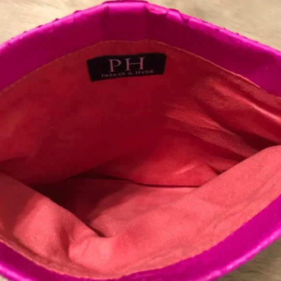 Parker & Hyde Clutch.....Hot Pink - Picture 6 of 6